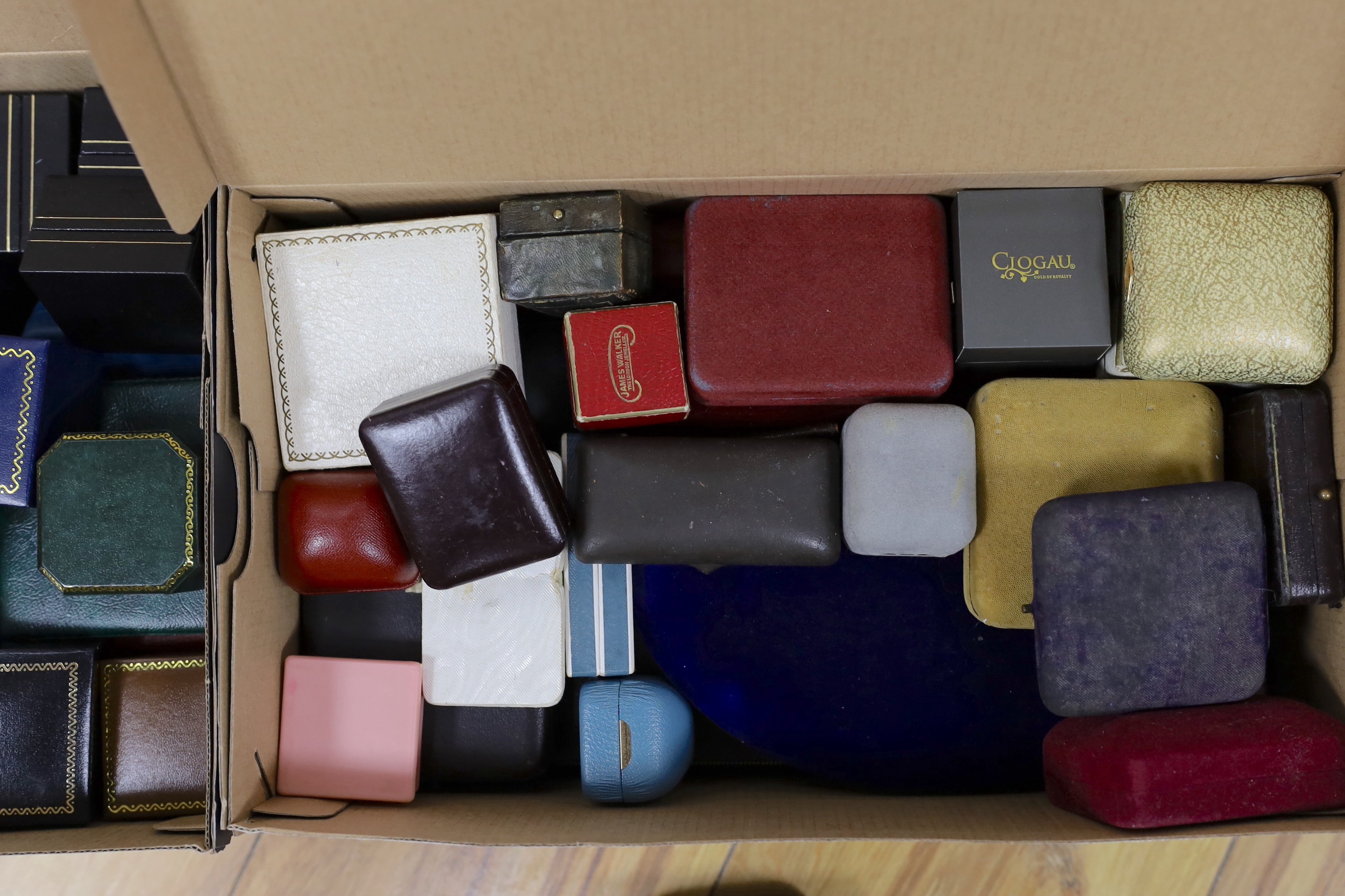 A large quantity of assorted empty jewellery boxes.